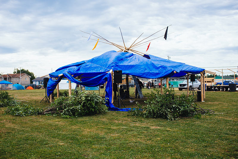 Chapiteau avec toile - Pow wow Abitibi360